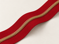 Red (2407)