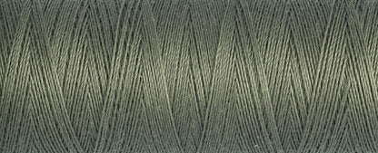 Gutermann colour 824