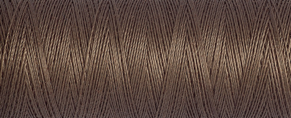 Gutermann colour 672