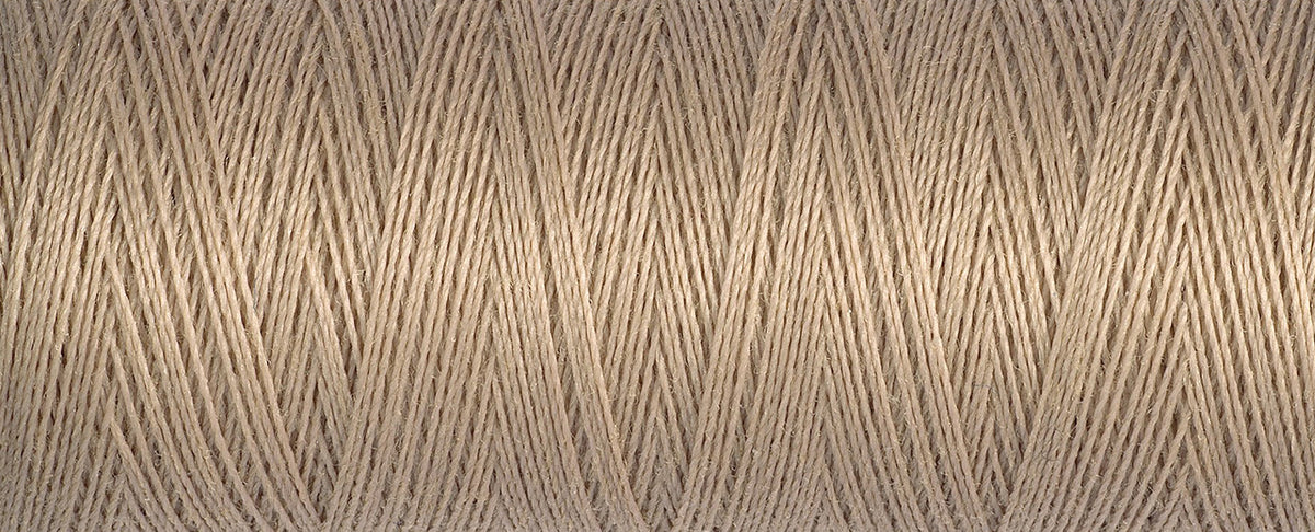 Gutermann colour 215